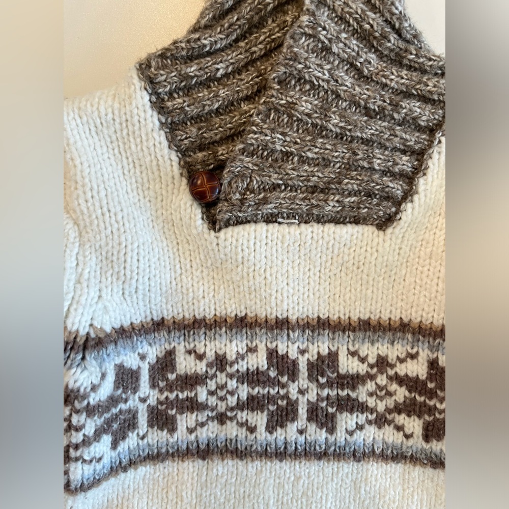 Baby Sweater - Size 12-18 Months - Picture 3 of 5
